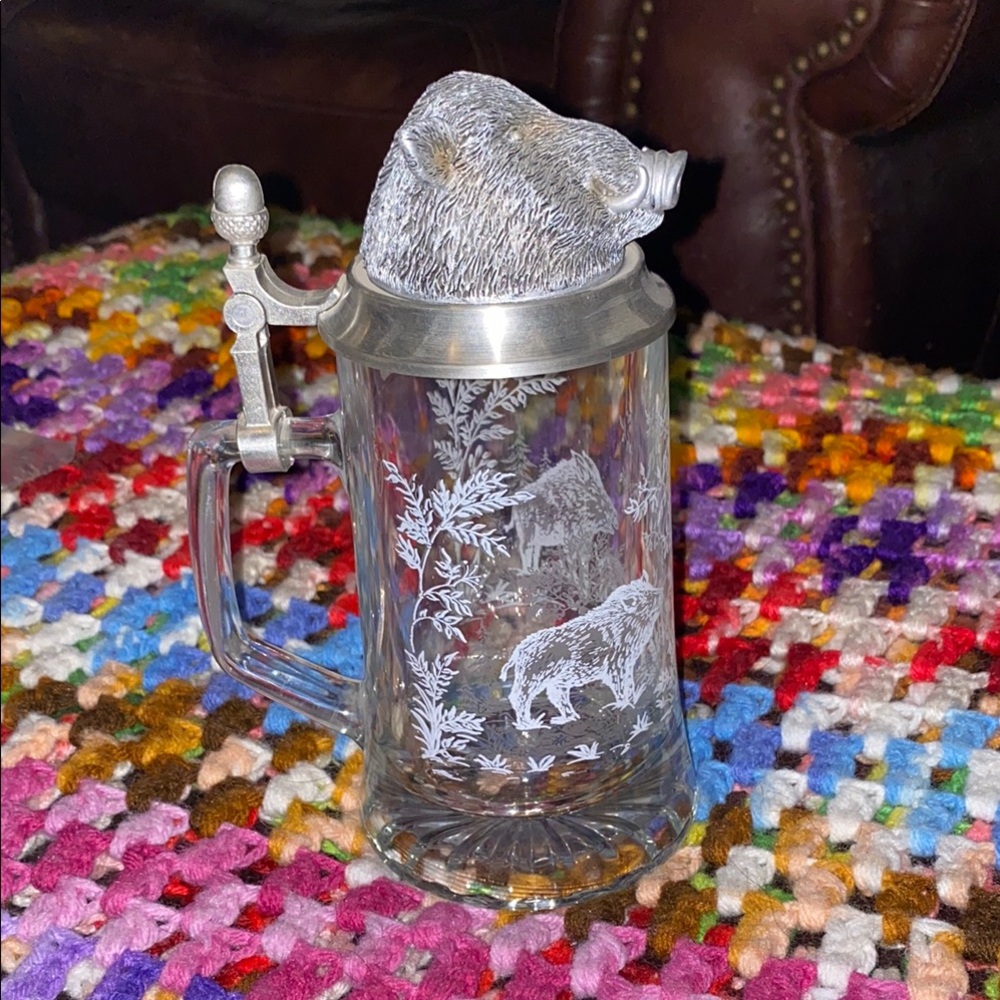 BX46 Silver and Clear Glass 95% Zinn German Beer Stein with Boar Design - Picture 7 of 7